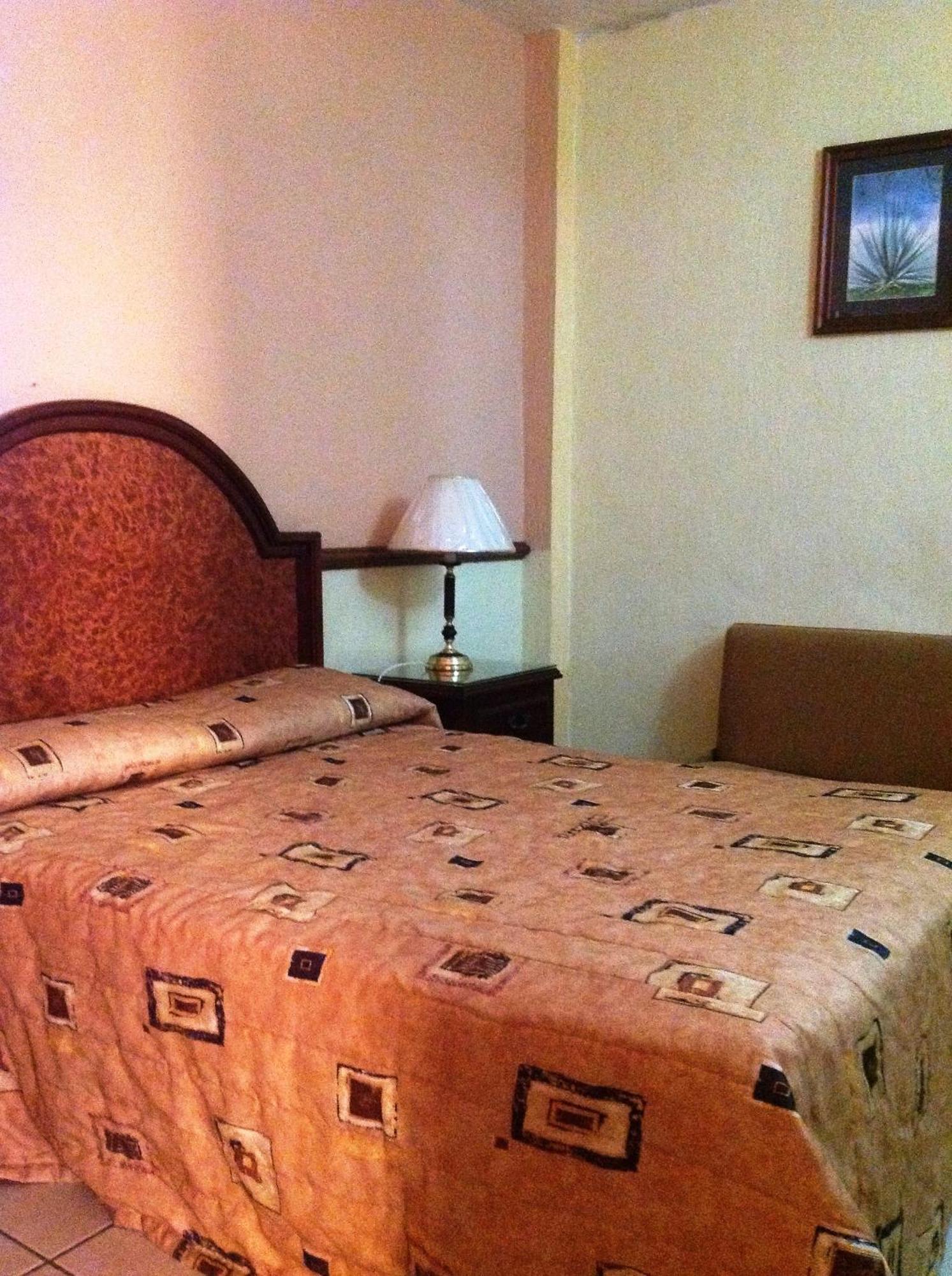 Plaza Jardin Hotel Tequila Exterior photo