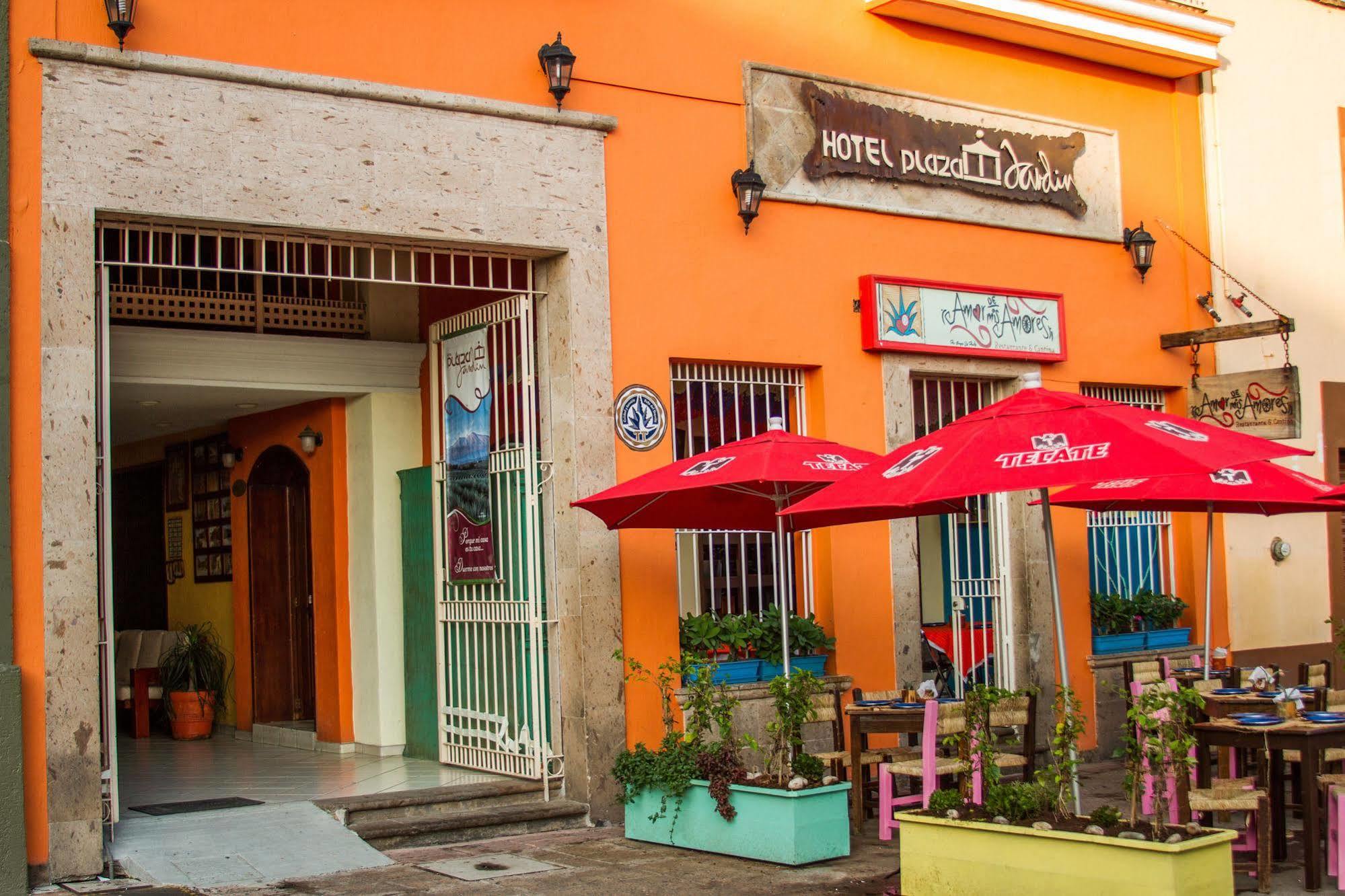 Plaza Jardin Hotel Tequila Exterior photo
